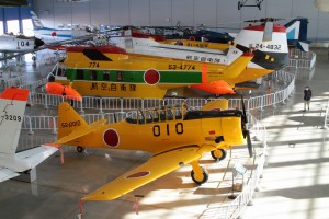 Katonai gépek ritka színes sora Hamamacuban