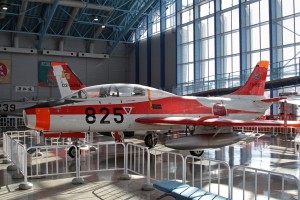 Első ránézésre akár kétszemélyes F–86-osnak is tűnhet a Fuji T–1 